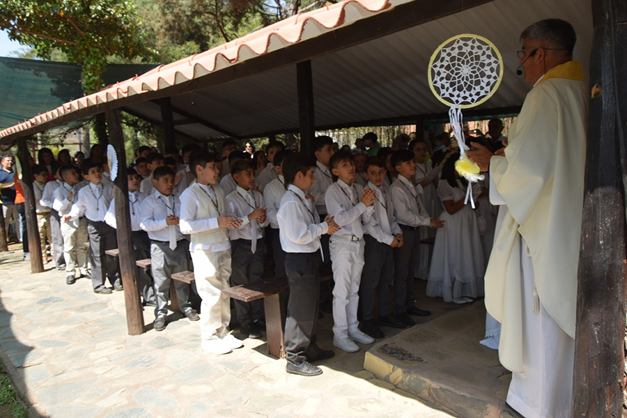 Sacramento de la Primera Comunión Nivel Primario